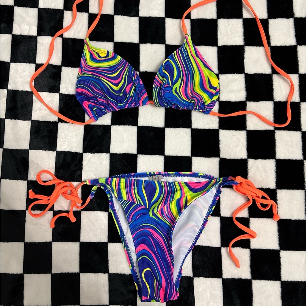 Artistic Blue and Pink Bikini Set with Swirl Design